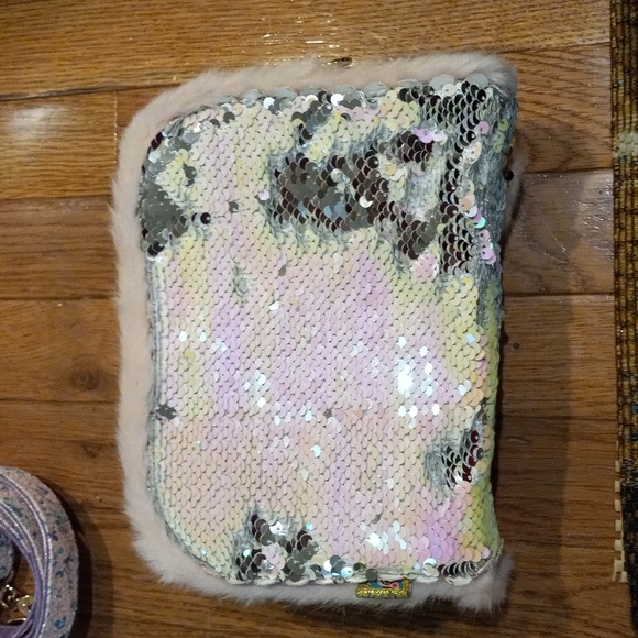 Bunnies and Puffballs Sequin Irregular Choice Bag - Picture 7 of 13